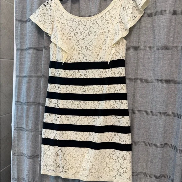 chinese dress ladies BCBGMAXAZRIA Willa Bright Poppy Lace Cocktail Dress  Runway Catalog